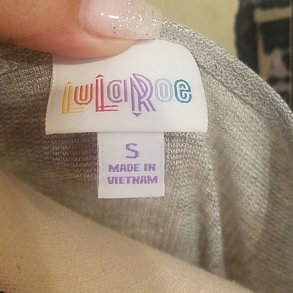Lularoe Irma tee - Picture 3 of 6